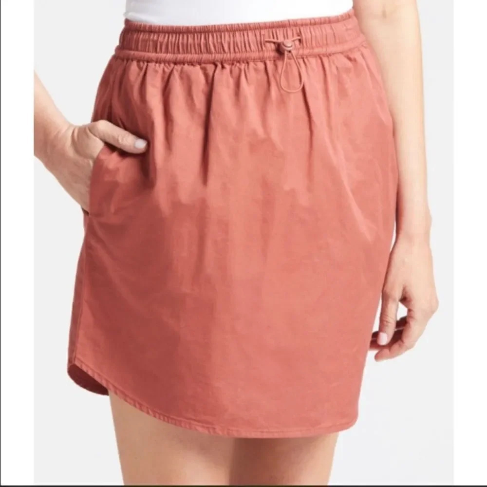 SUNDRY FOR EVEREVE Sunday Skirt with Bungee Drawcord